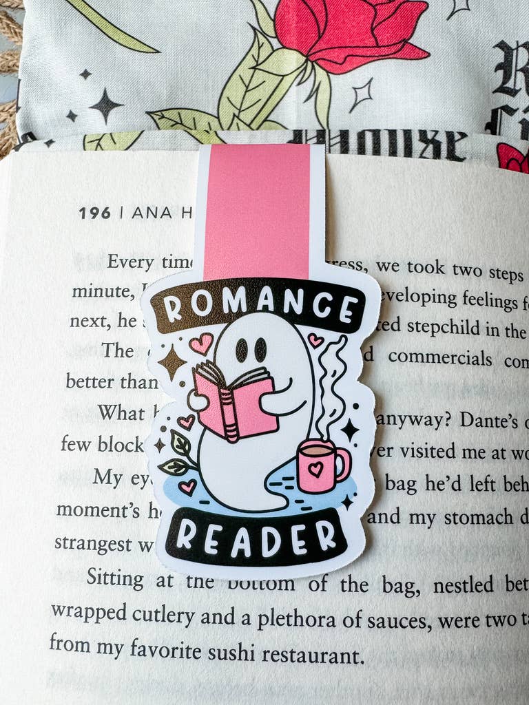 Magnetic Bookmark - Cozy Romance Reader