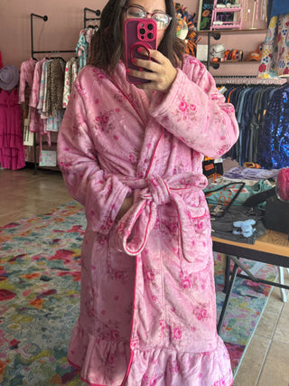 Blushing Blooms Robe