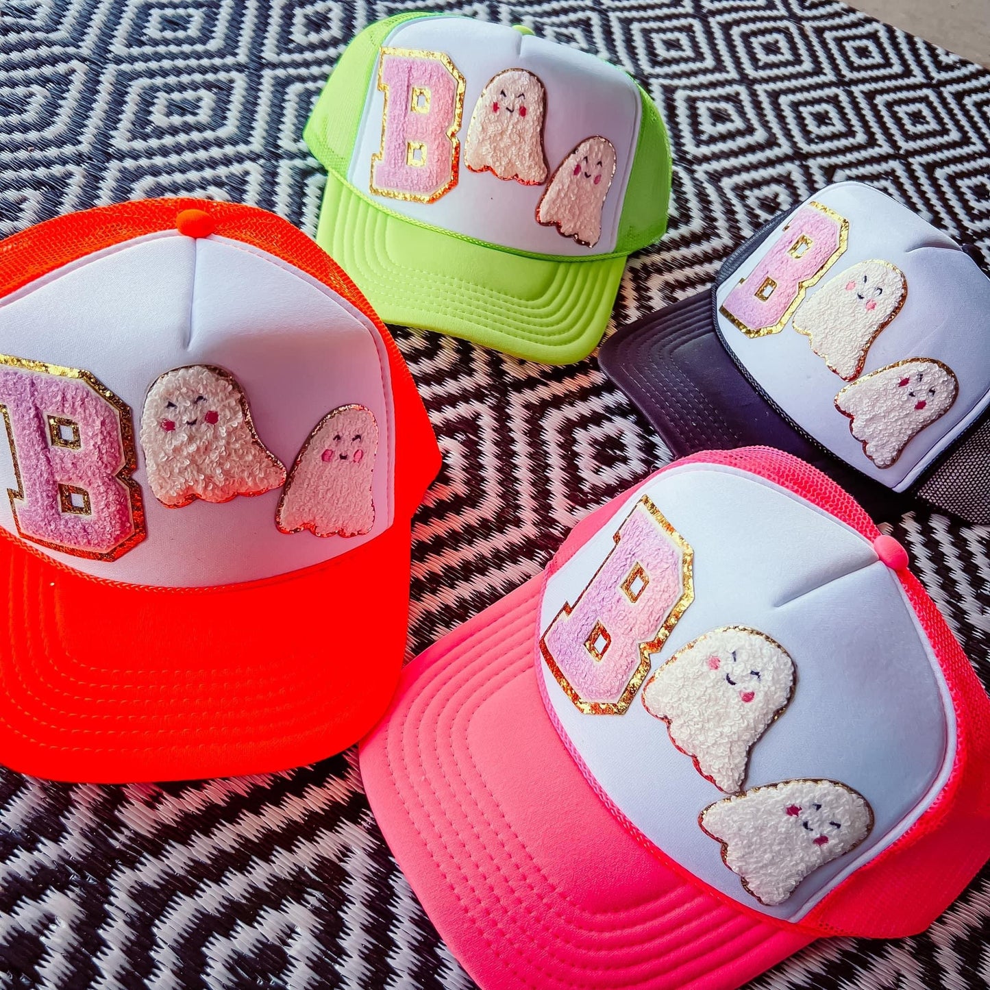 Neon B👻👻 {trucker hat}