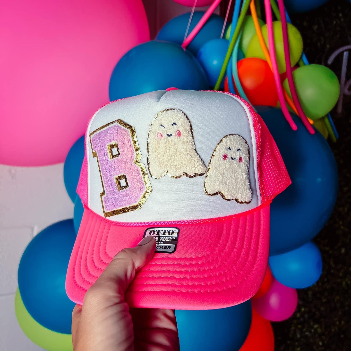 Neon B👻👻 {trucker hat}