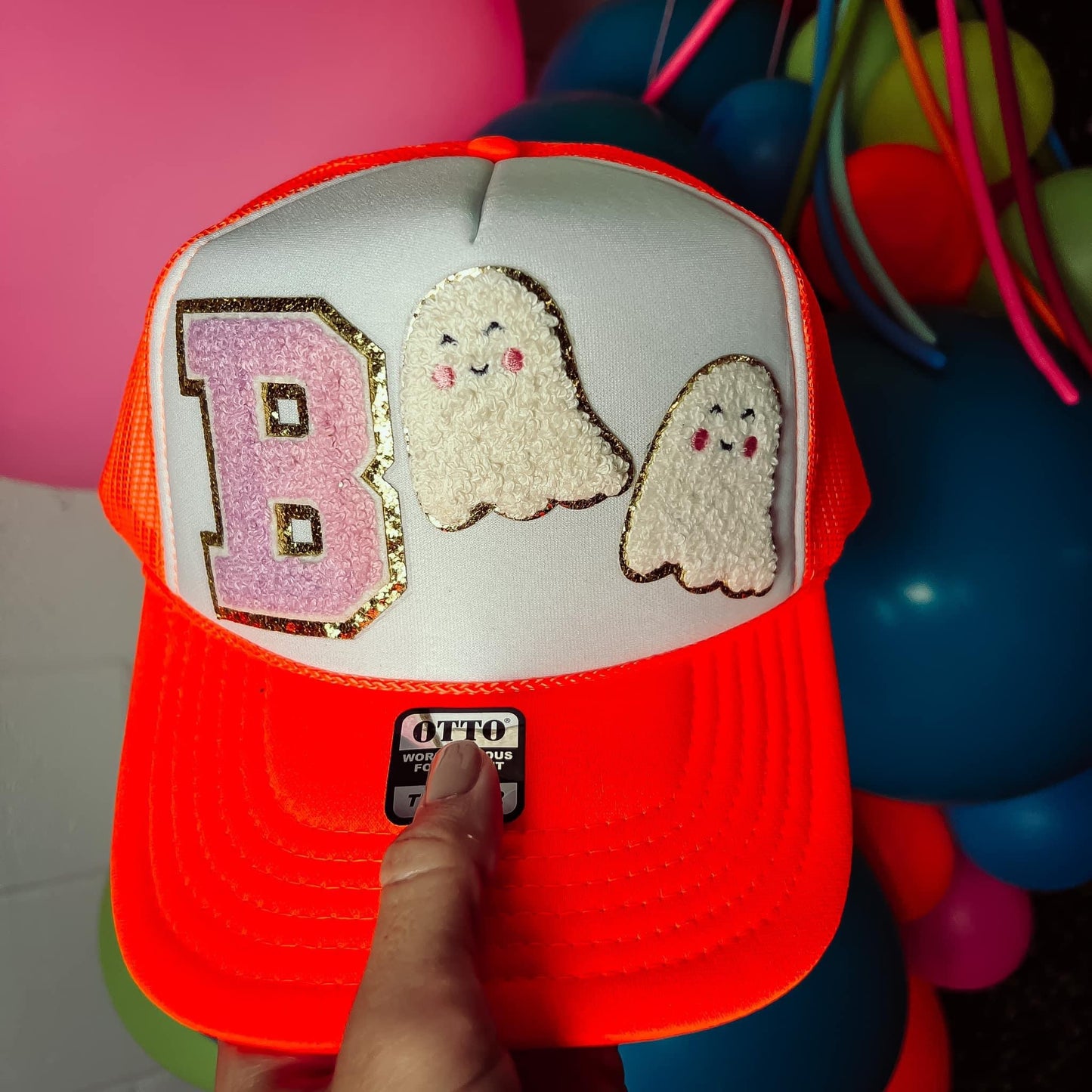 Neon B👻👻 {trucker hat}