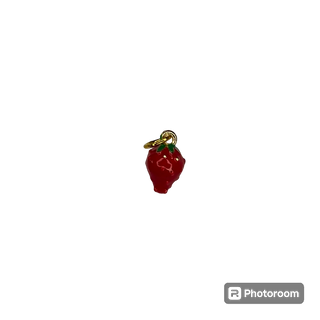 Strawberry Charm: Charm Bar