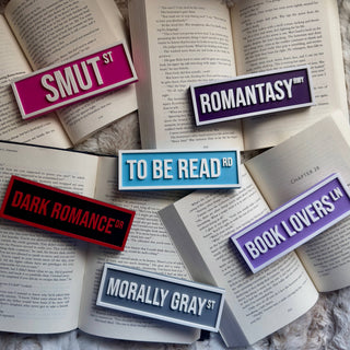 Romance Street Sign | Bookshelf Decor