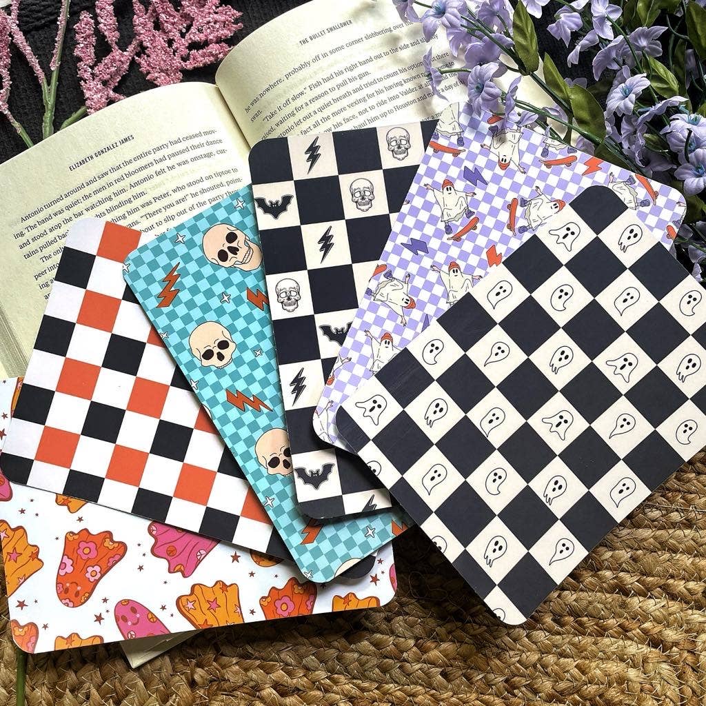 Checkered Halloween Kindle Inserts {for clear case} for Book Lover