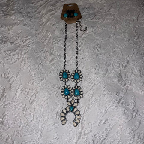 Earrings/Necklace